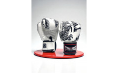 Боксерские перчатки TWINS Special FBGVL3-49 white black 16 oz